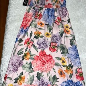 Express - Flowerly Dress - Size Medium - used once
